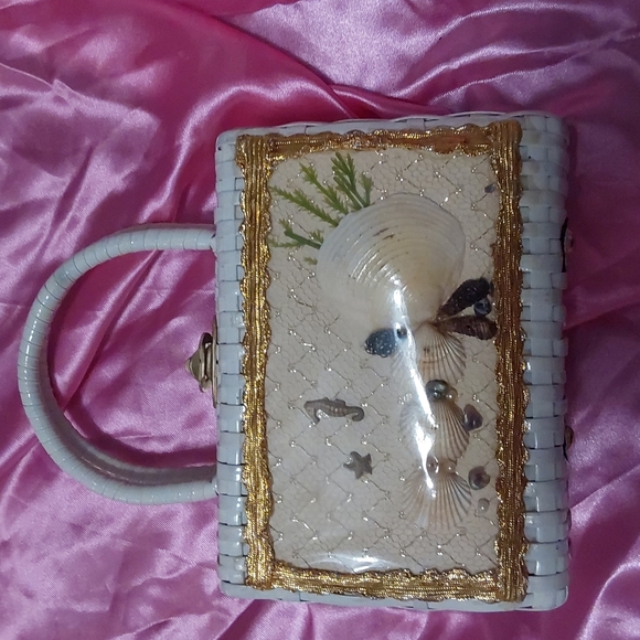 Great Gift!! Vintage mommy and me purse set - Picture 8 of 10